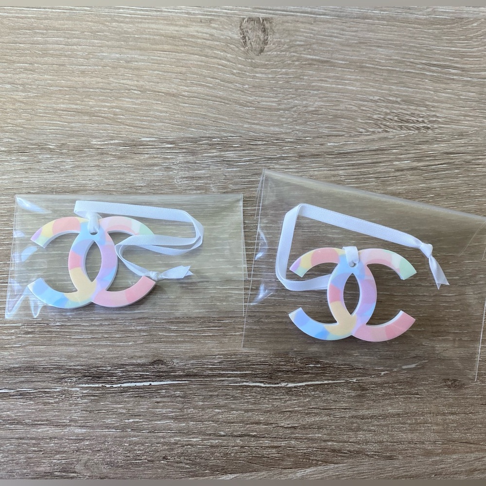 Chanel Charm - Picture 2 of 6